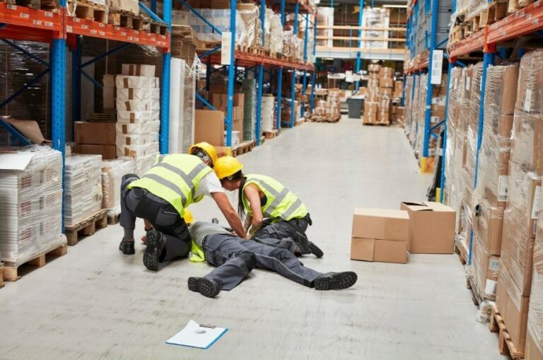 14 SEPTEMBRE 2024 : JOURNÉE MONDIALE DES PREMIERS SECOURS – QUELLE CONDUITE EN ENTREPRISE ?